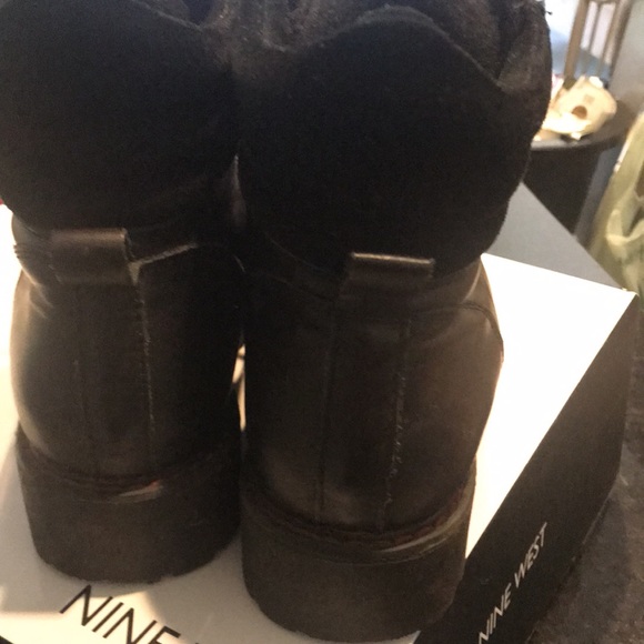 Black combat boots with red trim - Picture 3 of 5